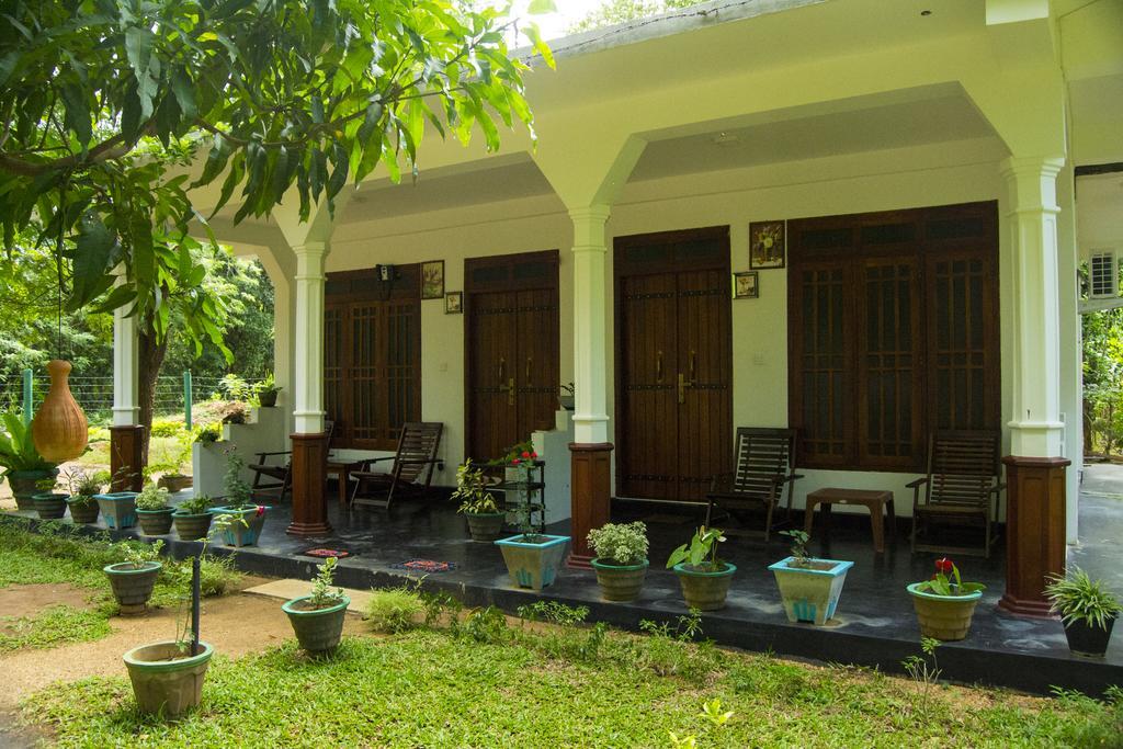 Sigiriya Flower Guest Экстерьер фото